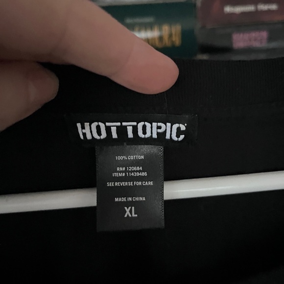 Hot Topic skeleton goth spooky halloween long sleeve tee XL with thumb hole! - Picture 2 of 3